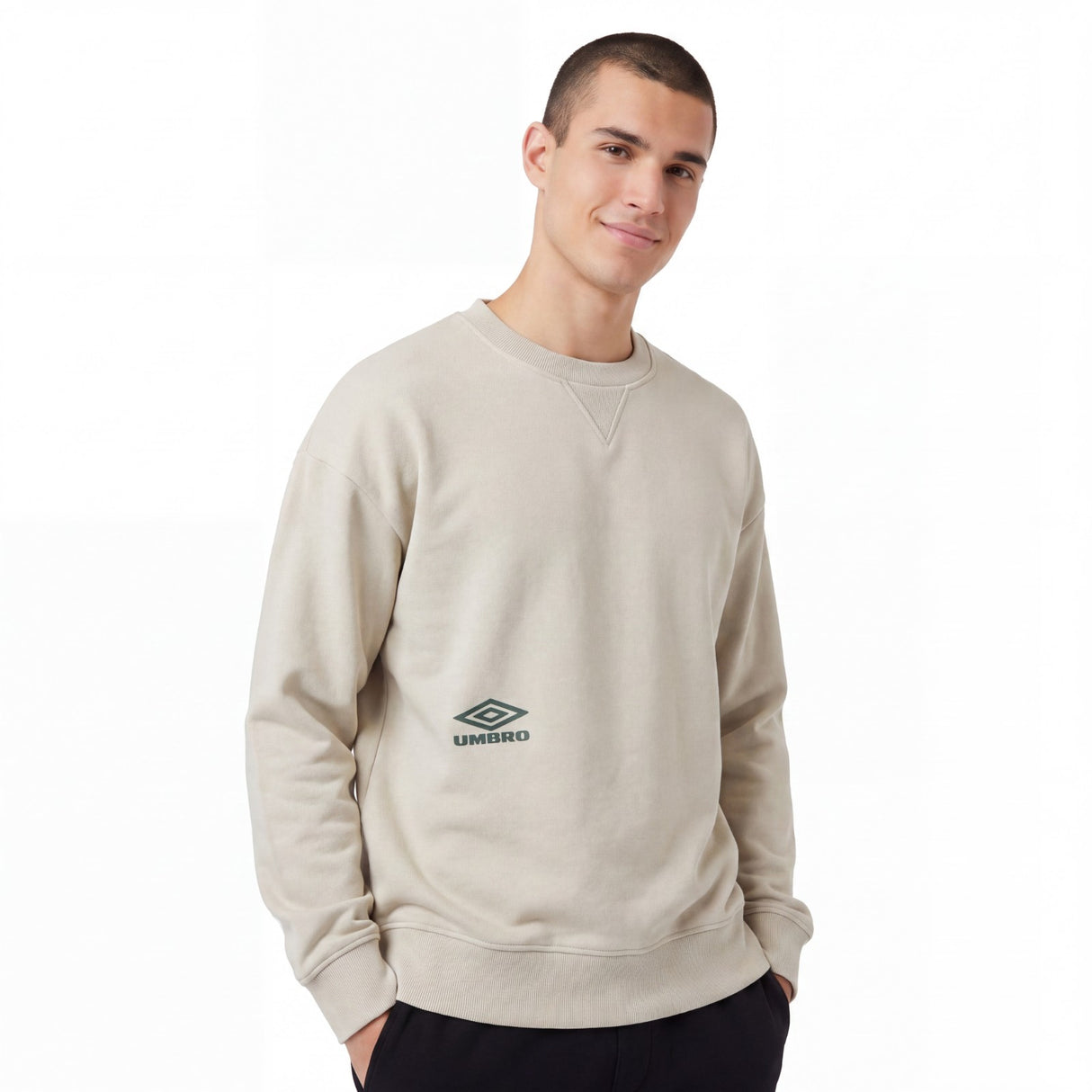 Umbro Culture Adults Relaxed-Boxy-Fit Football Sweatshirt