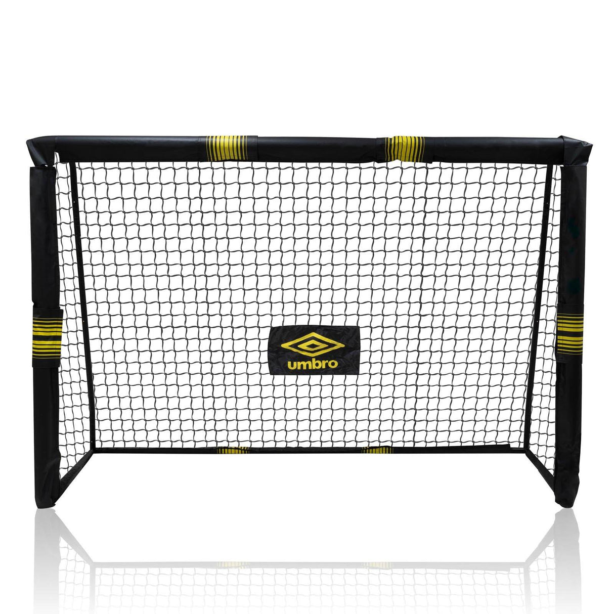 Umbro 2.4 x 1.6m Football Goal Post