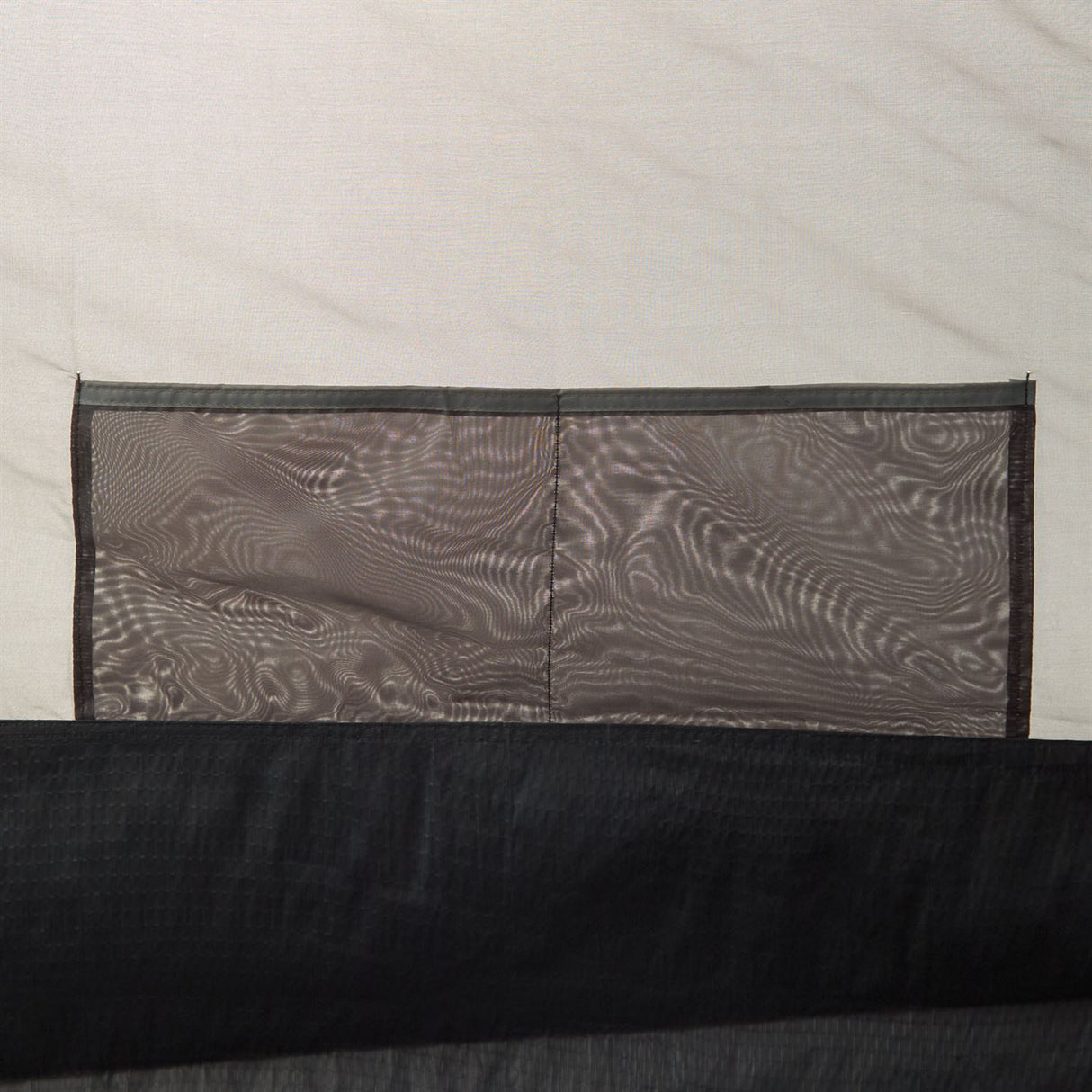 McKINLEY Family 4 Person 10.4 I Tent - Close up