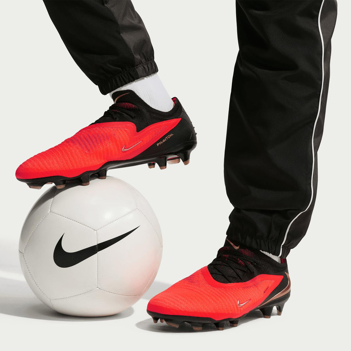 Nike Phantom 6 Low Elite FG Red