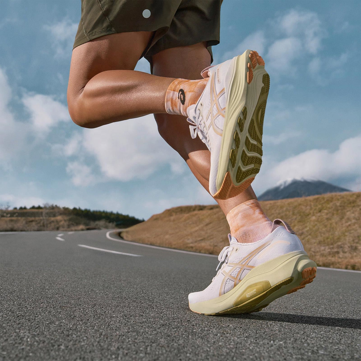 Asics GEL-KAYANO™ 32 Mens Running Shoes - Pair View