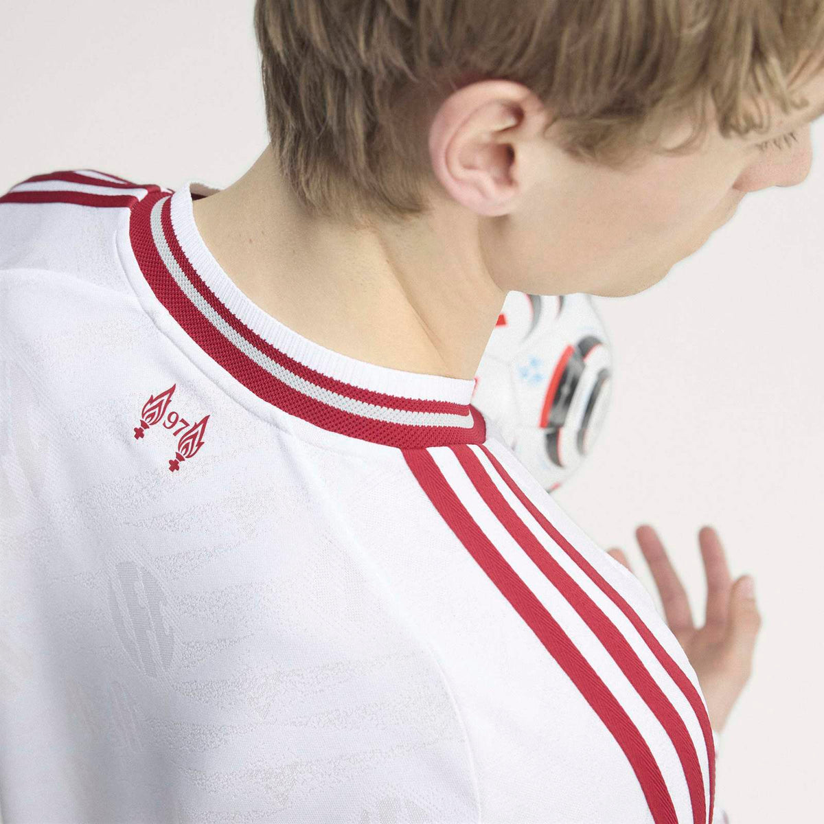 adidas OG LFC 26 Auth Away LS Jersey Wht