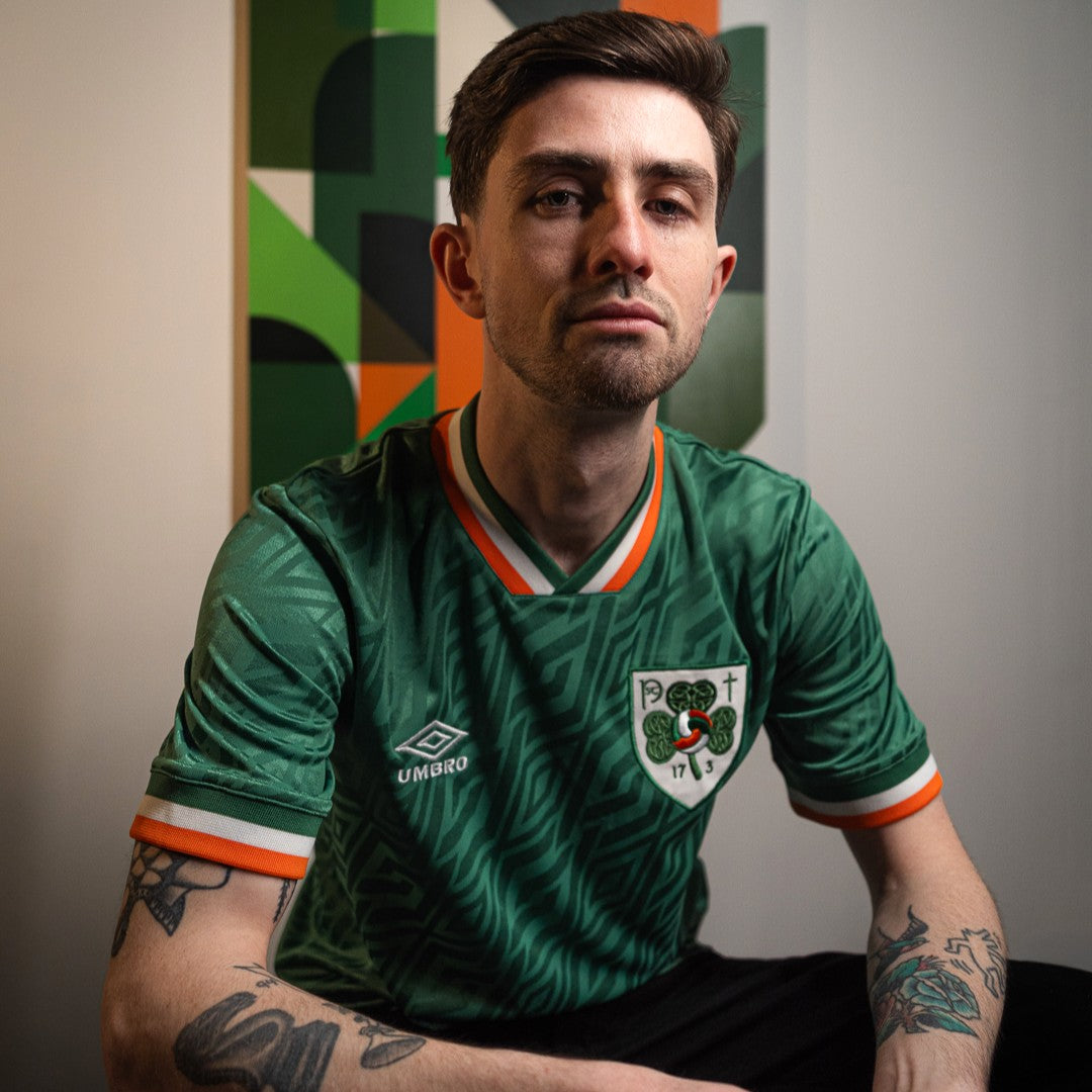 Umbro 17-3 2026 Adults Short Sleeve Football Jersey