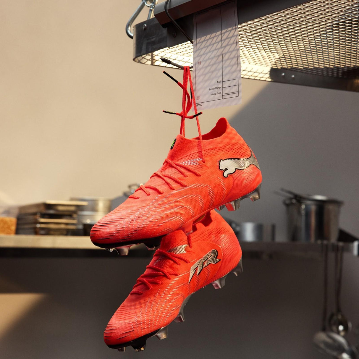 PUMA FUTURE 9 ULTIMATE LOW FG Red