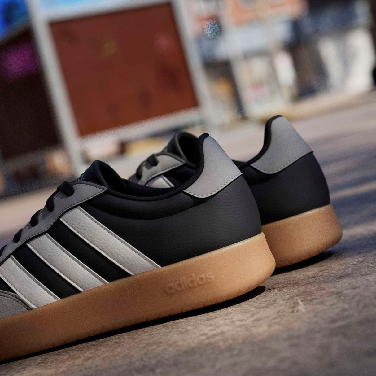 adidas BARREDA MensBlack