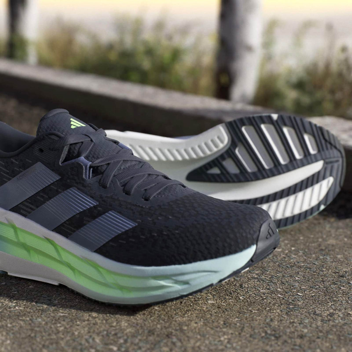 adidas Adistar 4 Mens Cushioned Regular-Fit Running Shoes
