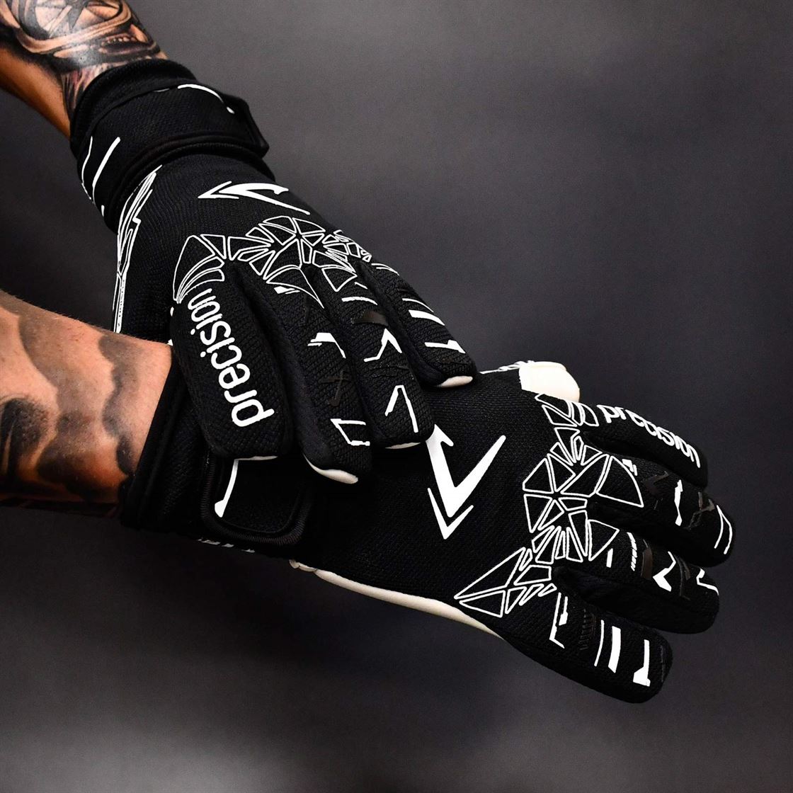 Precision Junior Fusion X Pro Lite Giga Goalkeeper Gloves