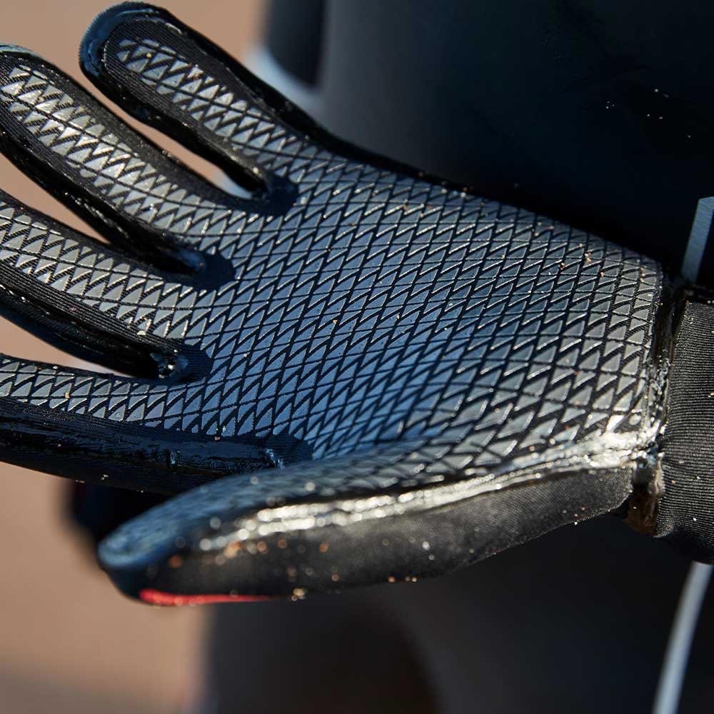 Zone3 Heat-Tech Neoprene Warmth Swim Gloves