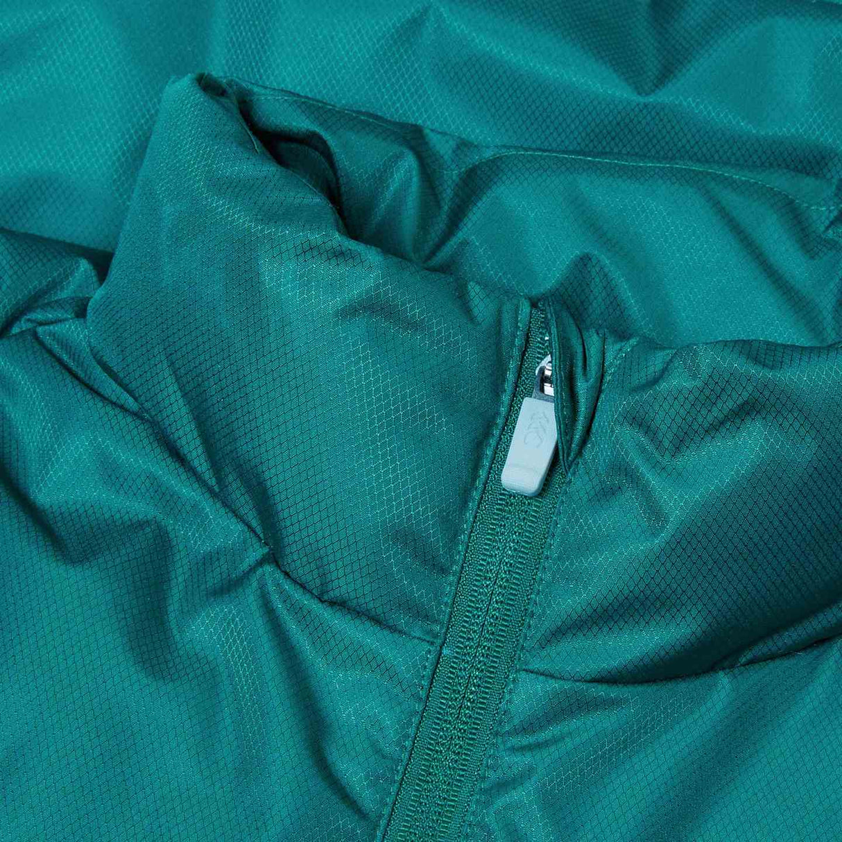 Canterbury IRFU 2024/25 Rugby Full-Zip Puffer Jacket