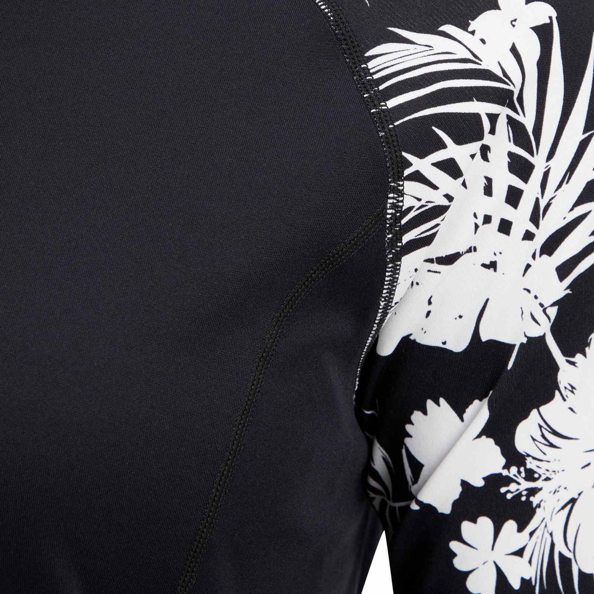 Firefly Lunelia III Womens Short Sleeved Rashguard Swim Top