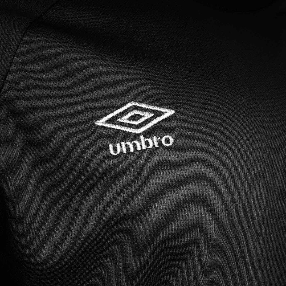 Umbro Core Poly T-Shirt