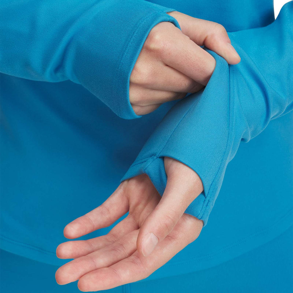 Under Armour Motion Womens Half-Zip Top Close Up Thumbholes