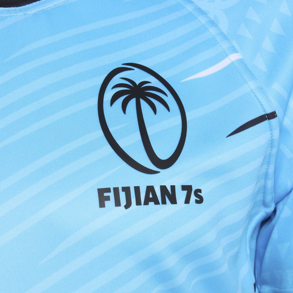 Umbro Fiji 7s Rugby 2025/26 Short Sleeved Away Replica Jersey Front View Close-Up Team Crest View