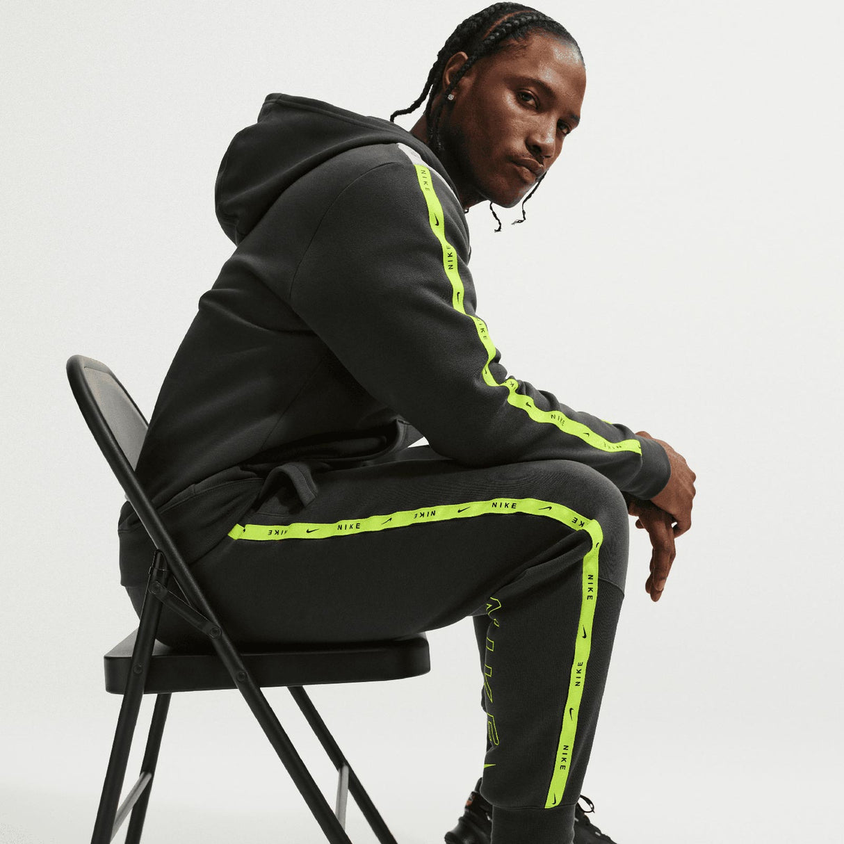 Nike M NSW CS JOGGER FLC BB Grey