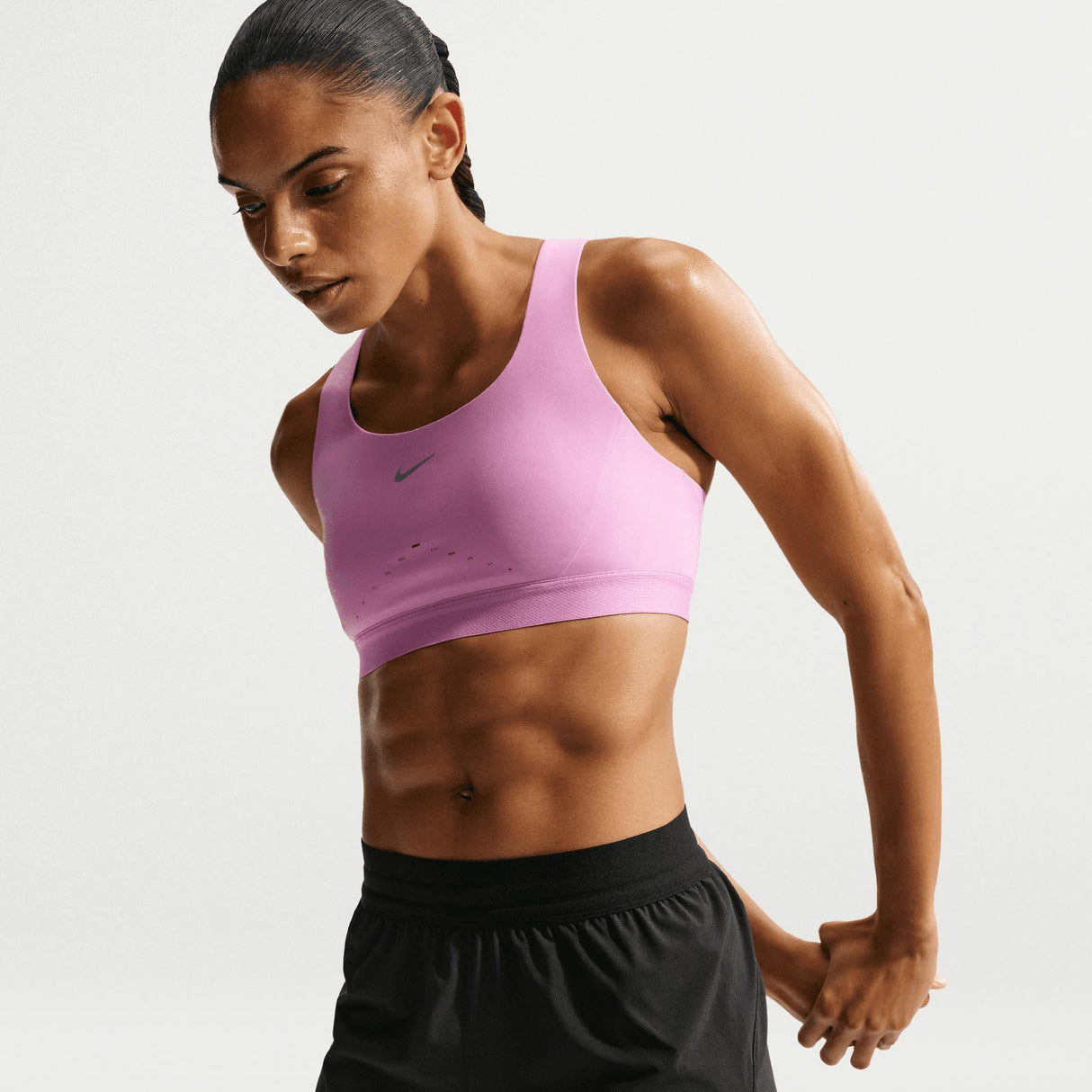 Nike Swift Breathe Womens Dri-FIT Mid-Rise 2.5" Brief-Lined Running Shorts