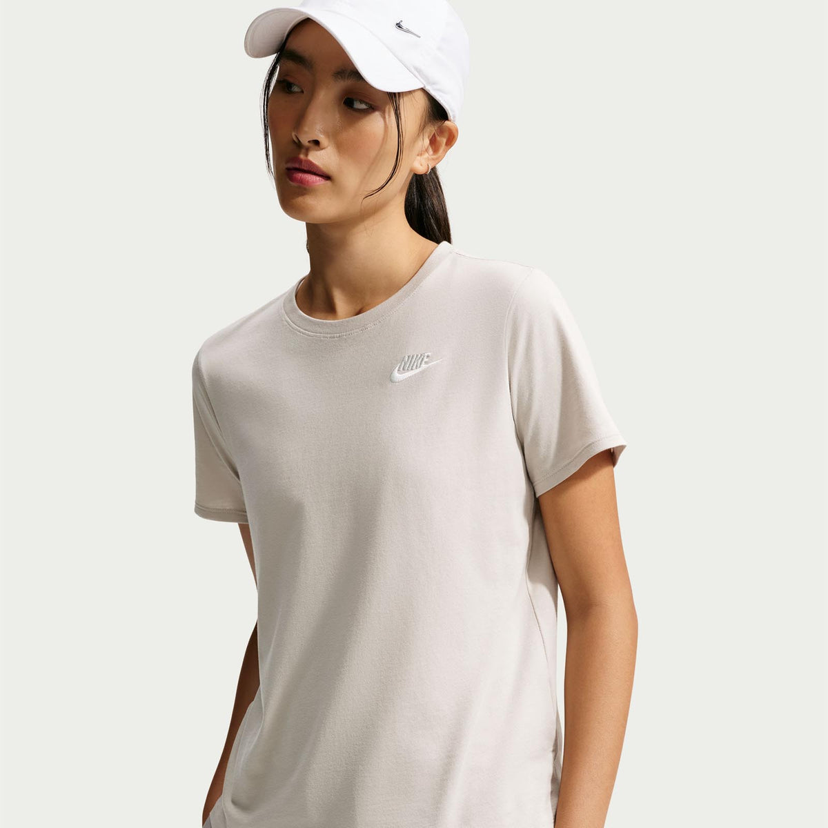 Nike W NSW Club SS Tee Cream