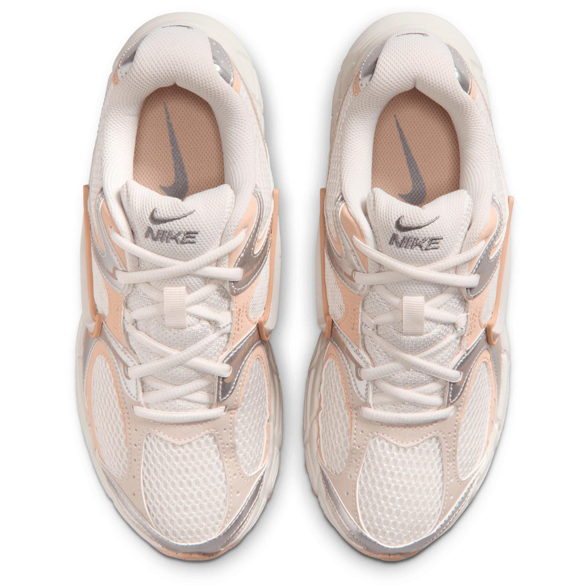 Nike V5 RNR Trainers Wmns Off White