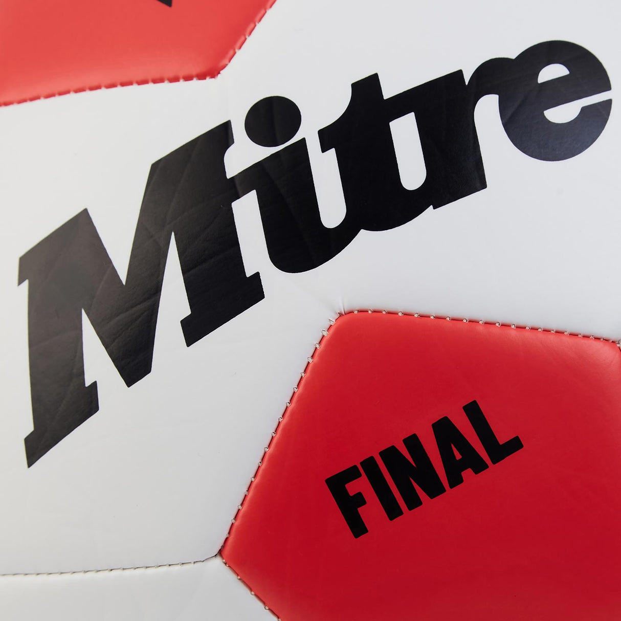 Mitre Final 24 Football - 10 Pack