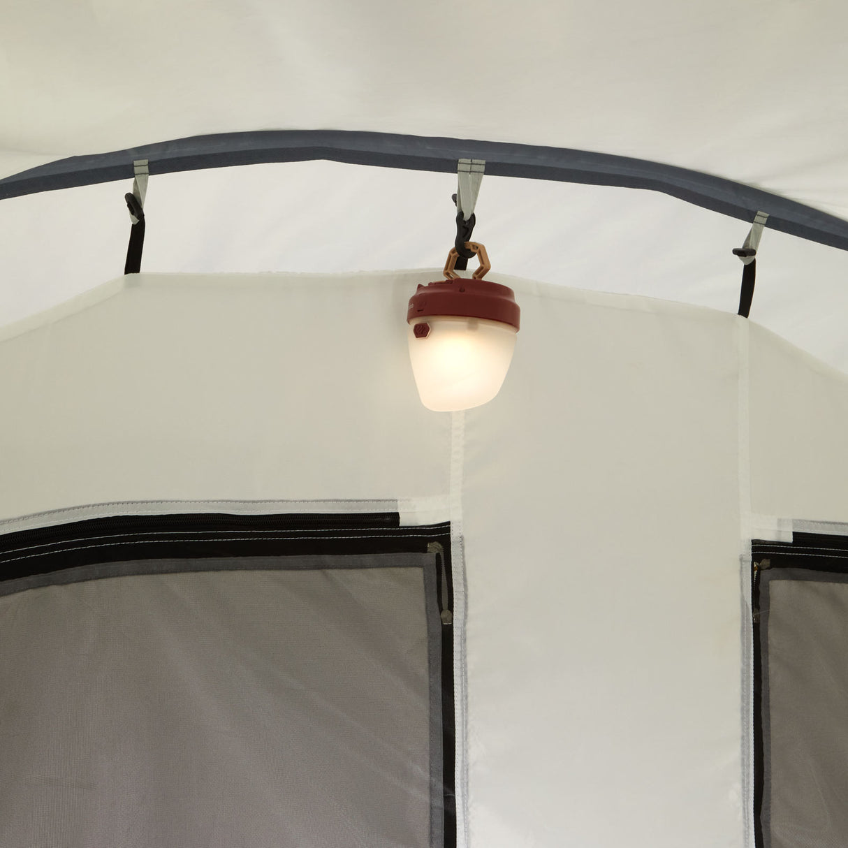 McKINLEY Family 5 Person 40.5 I Tent - Inside