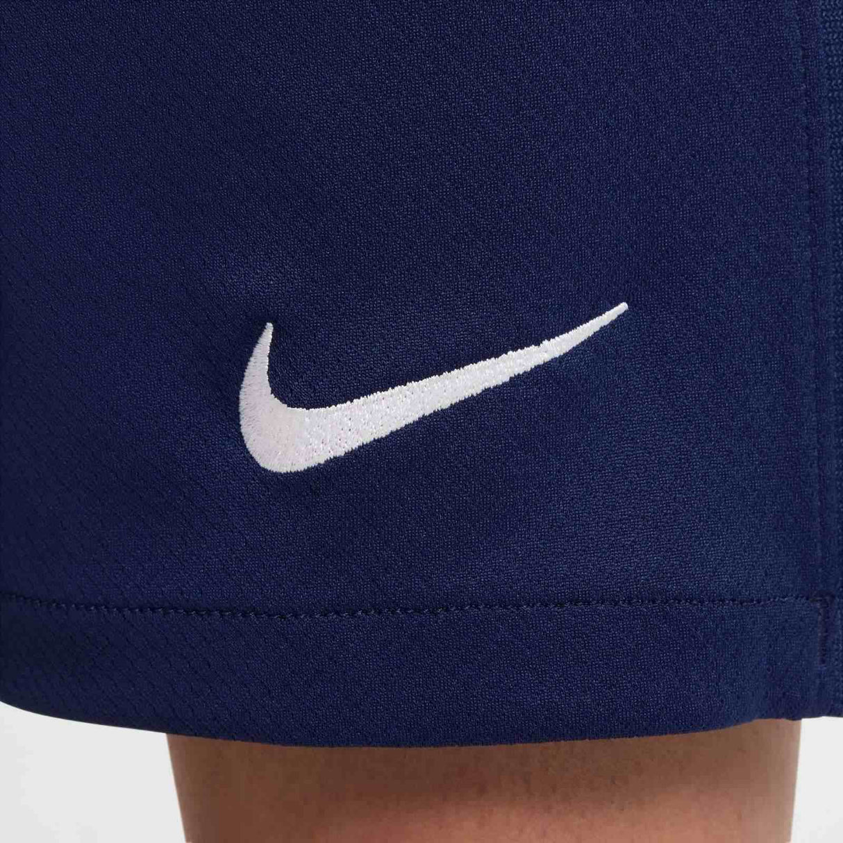 Nike Tottenham Hotspur 2025/26 Kids Home Shorts - Nike logo
