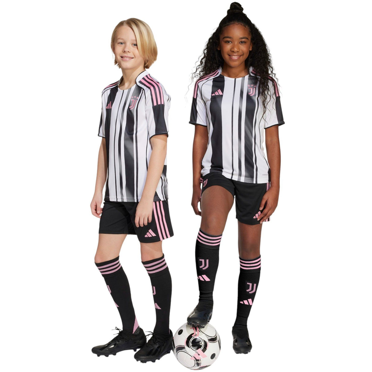 adidas Juventus Football 2025/26 Kids Home Short Models Front View