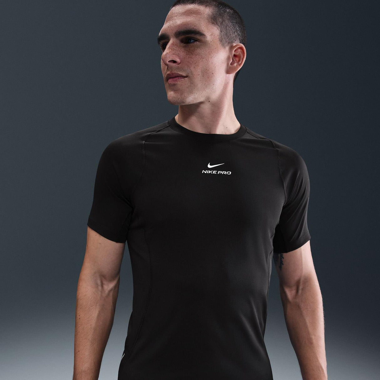 Nike Pro Training Mens Dri-FIT Short-Sleeve Top