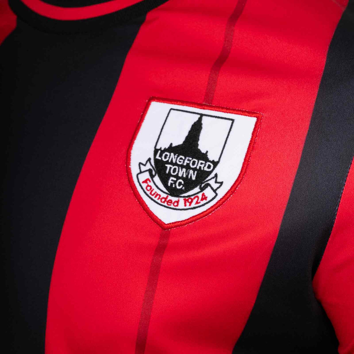 Macron Longford Town Football 2025/26 Mens Home Jersey Close-Up Crest View