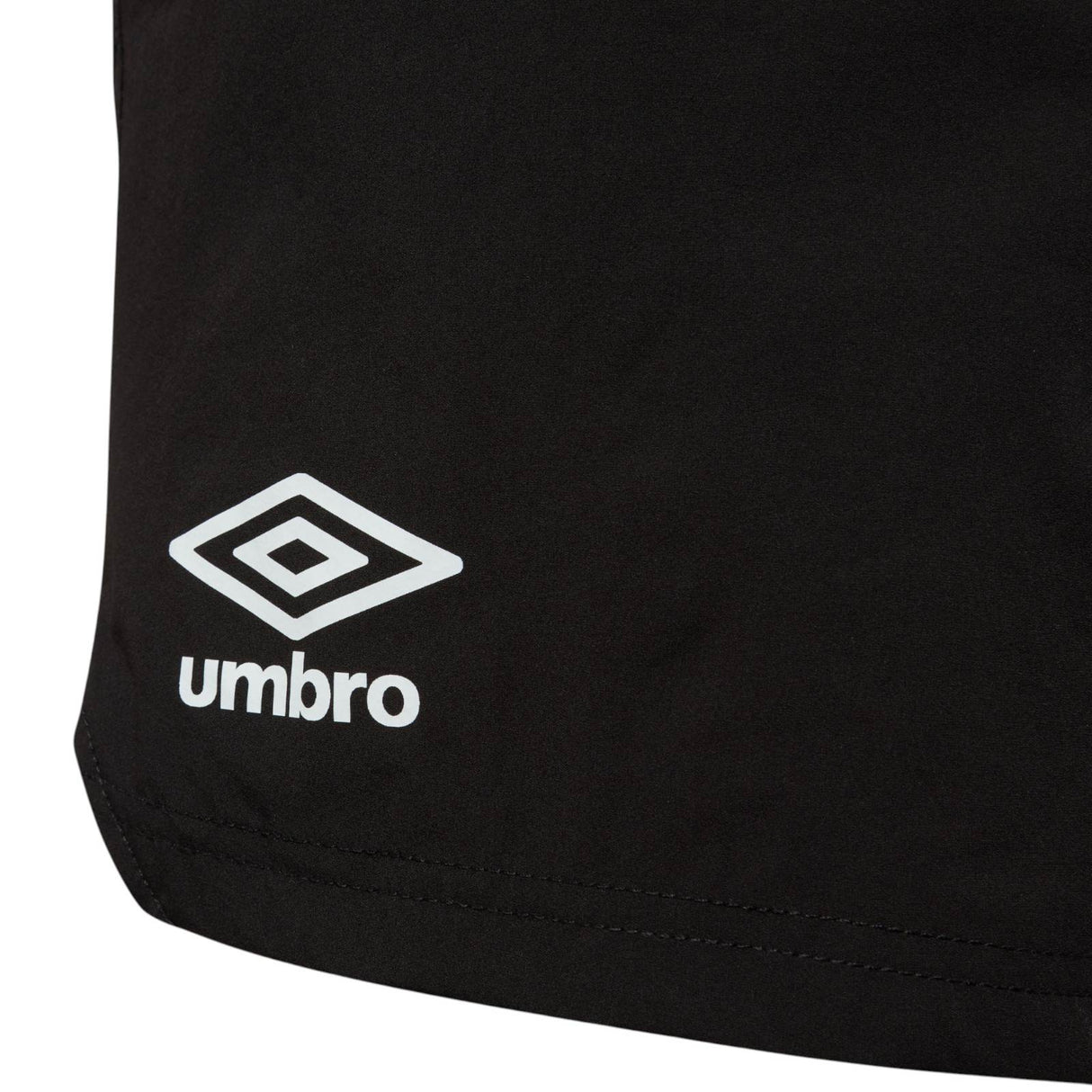 Umbro Fiji 25 Travel Short Black