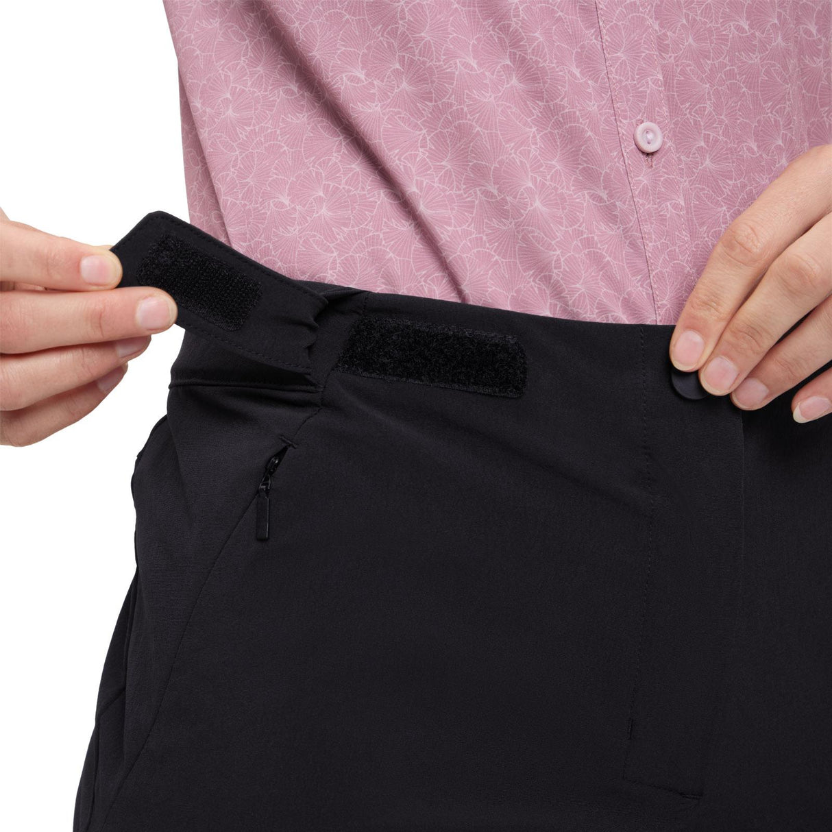 MCKINLEY Cameron III W Shorts B BLK