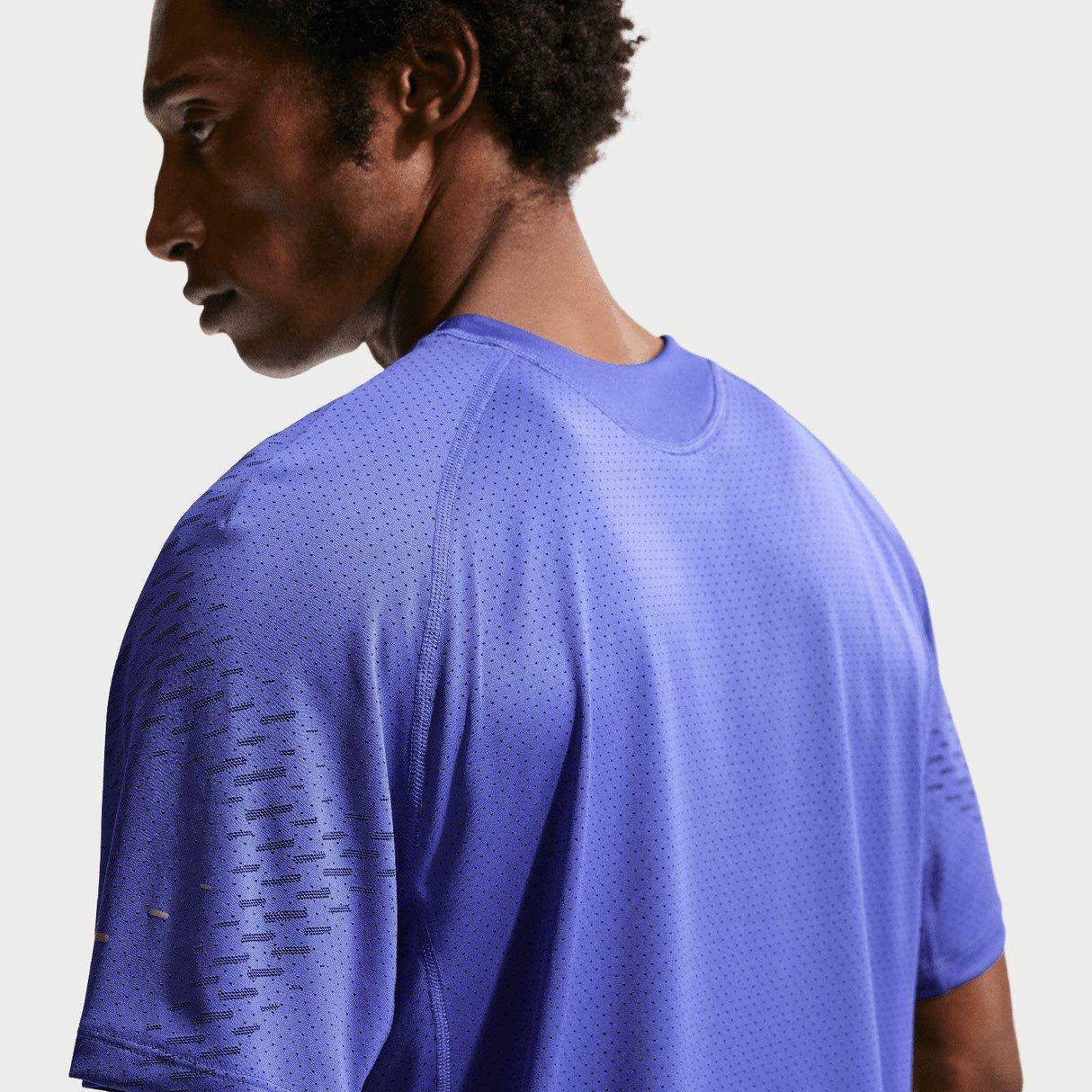 Nike Mens DFADV STRIDE NVLTY SS TOP Blue