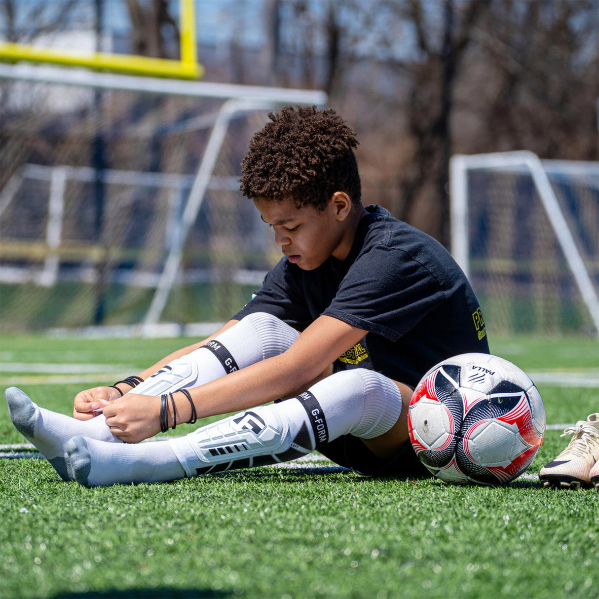 G Form Youth Pro S Vento Shin Guard Wht