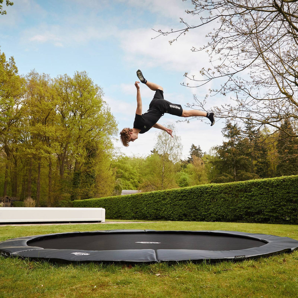 BERG SPORTS Elite FlatGround 330 Trampoline Grey