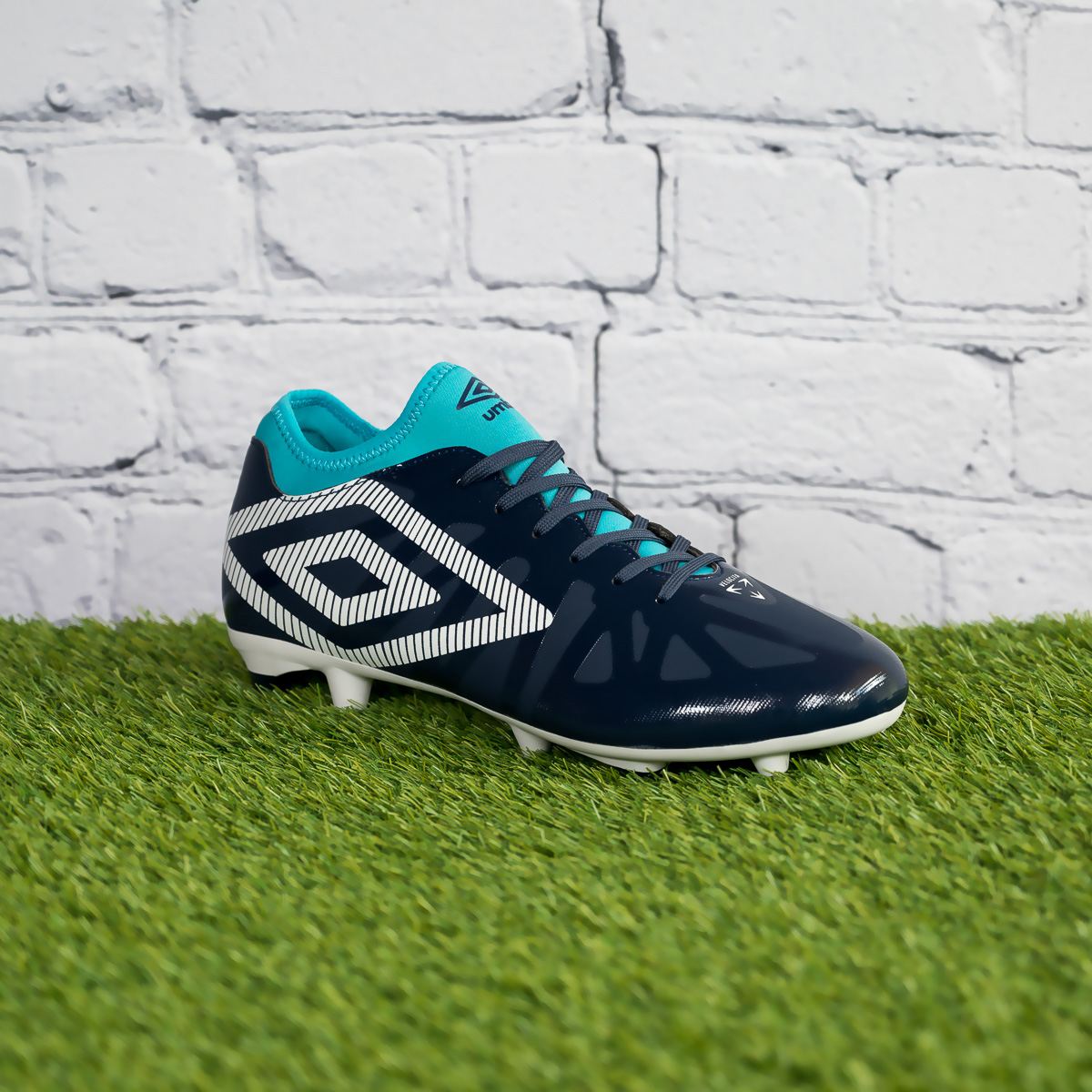UMBRO VENTURA FG Adult NAVY/WHT