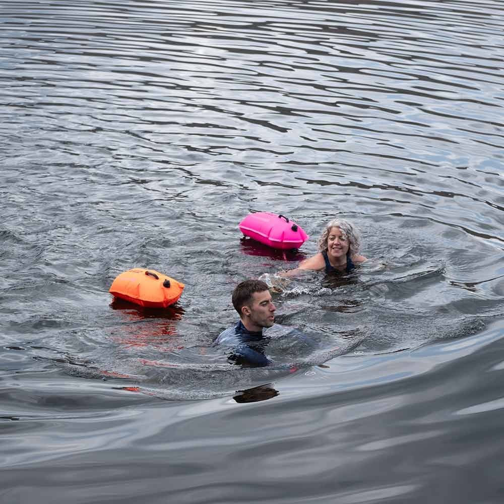 ZONE3 28L Recycled Safety Swim Buoy Dry Bag