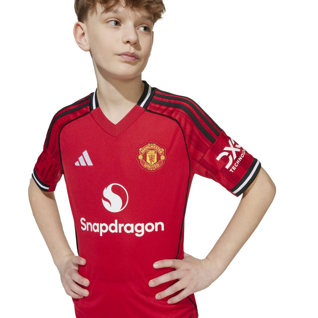 adidas Manchester United Football 2025/26 Kids Short Sleeved Home Jersey Close-Up Model Front View