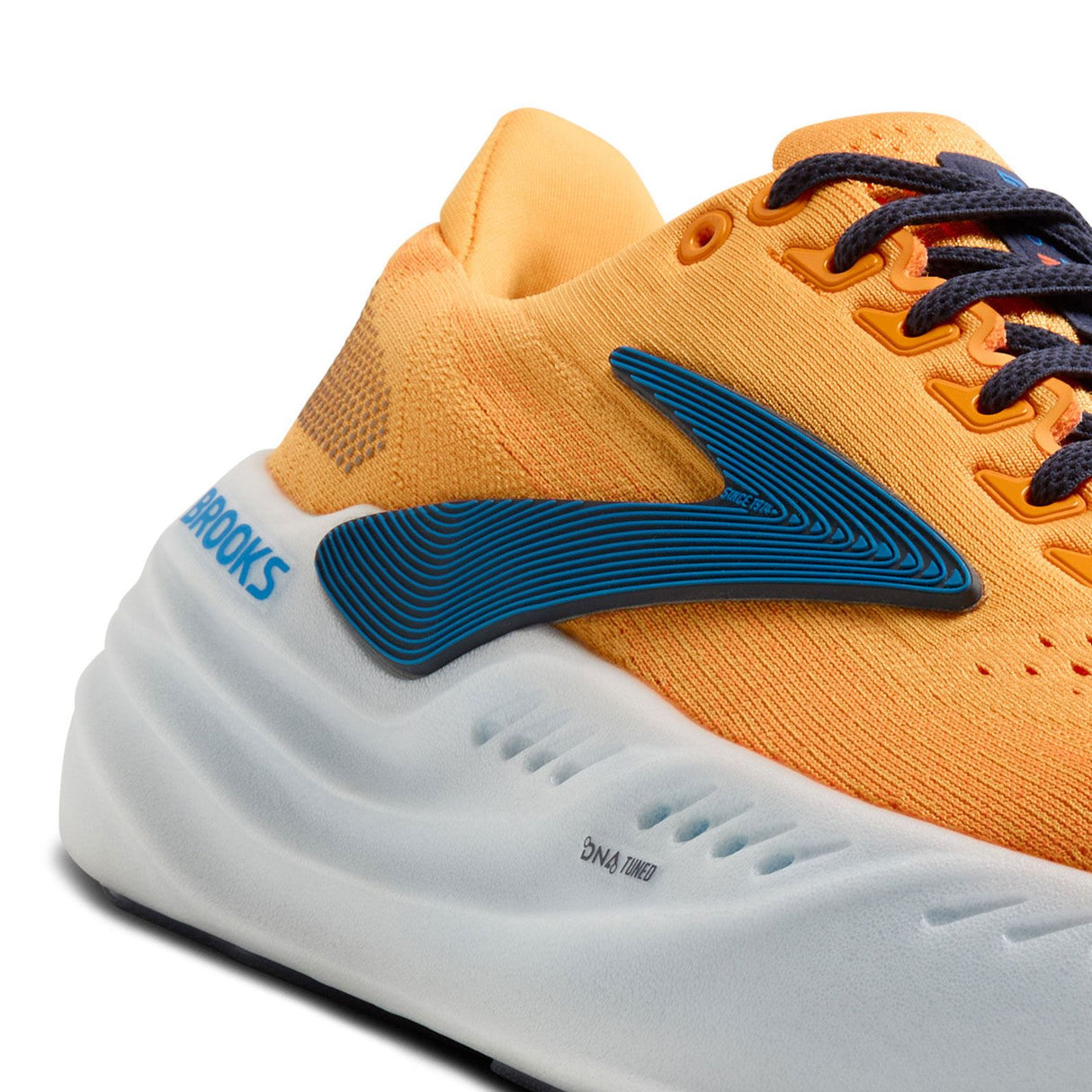 Brooks Mens Glycerin Max Running Shoe - Close up