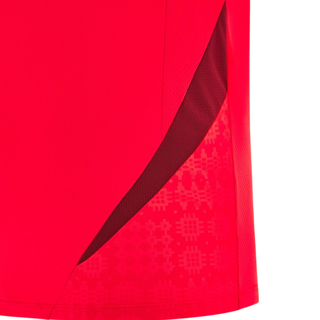 Macron Welsh Rugby 2025/26 Mens Short Sleeved Training T-Shirt Close-Up Side View