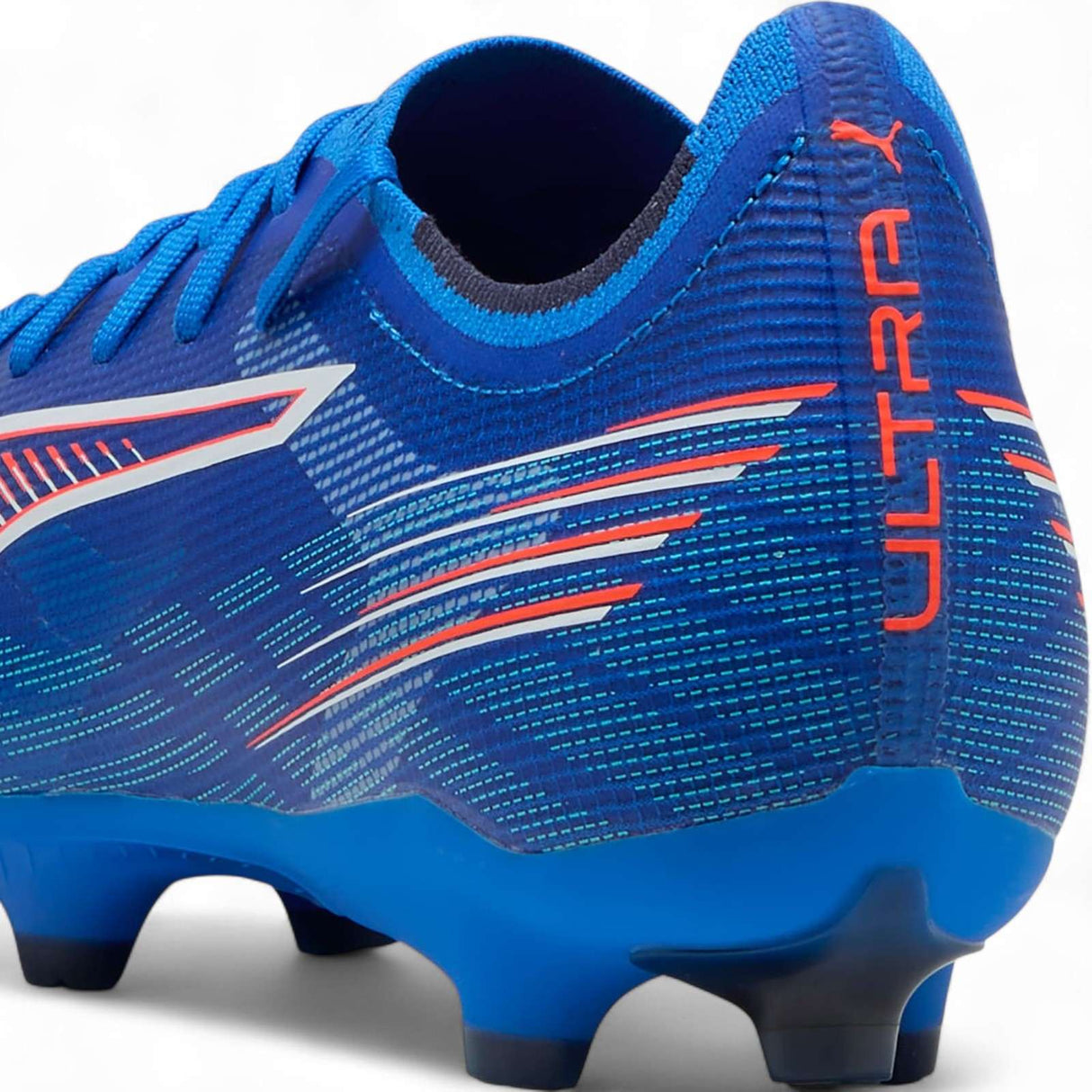 PUMA Ultra 6 Match Adults Firm-Ground Football Boots