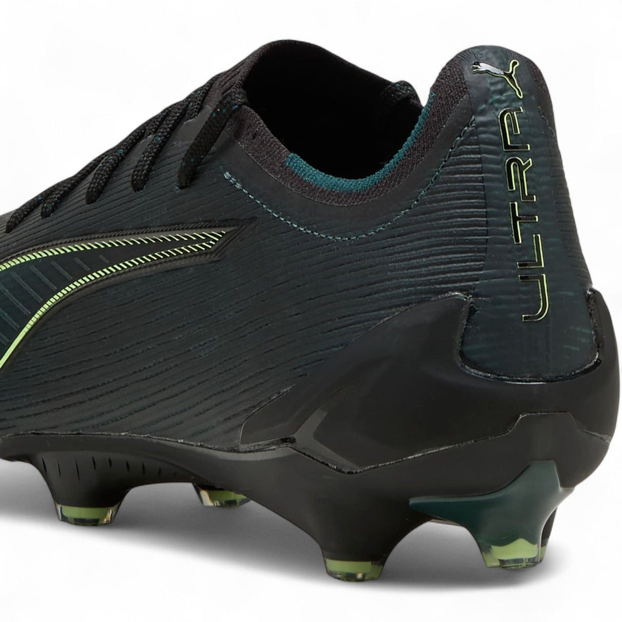 Puma Ultra 6 Ultimate Adults Firm Ground Football Boots