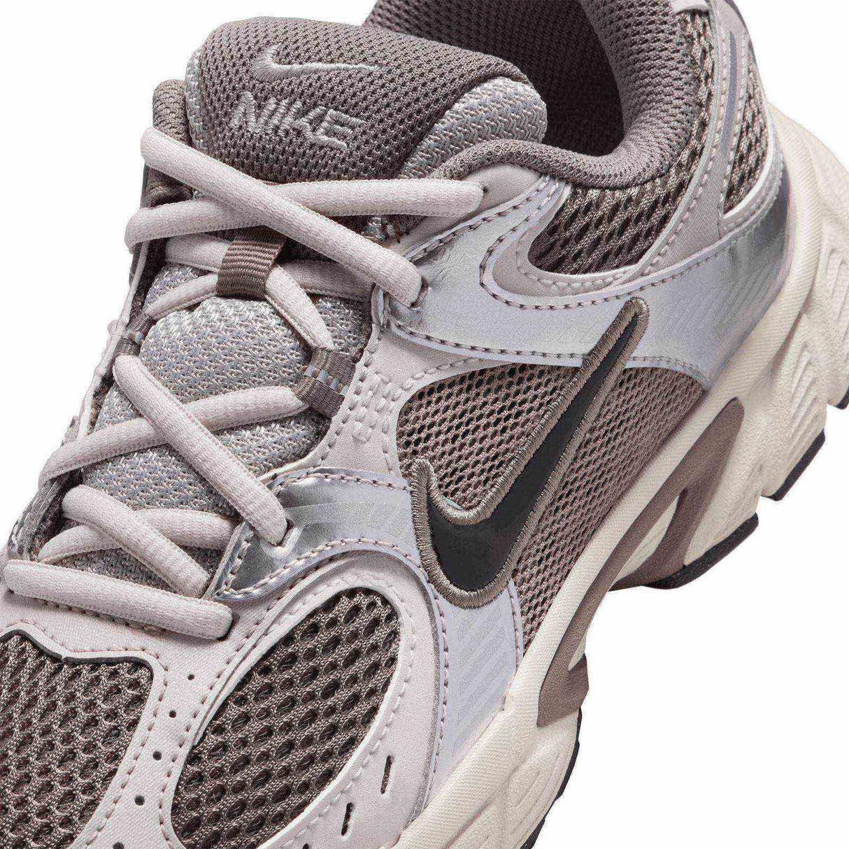 Nike Girls V5 RNR Grey