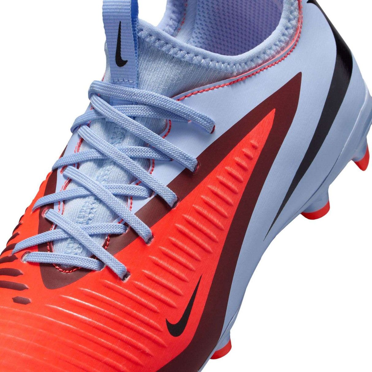 Nike Jr. Phantom 6 Low Academy Multi-Ground Football Boots