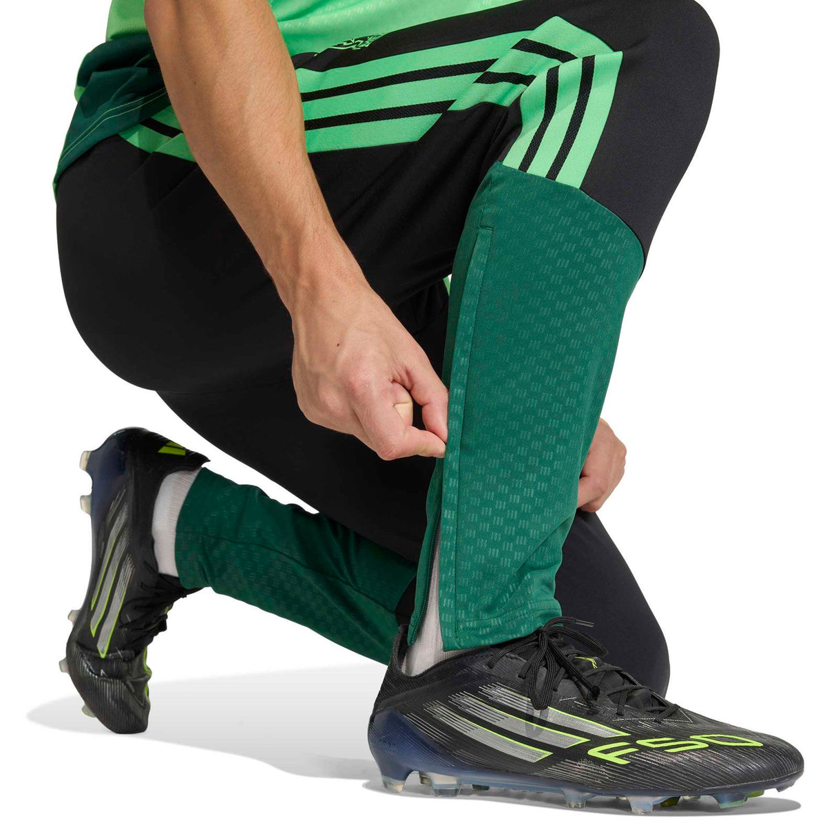 adidas Mexico WC26 Train Pant Black