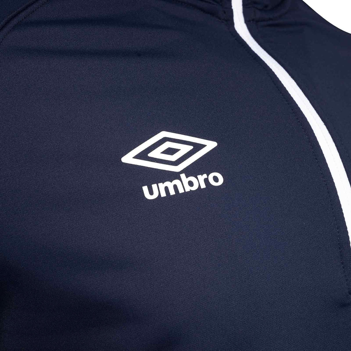 Umbro St Patricks Football Euro 2025 Kids Half-Zip Warm Up Top Close-Up Umbro Branding View