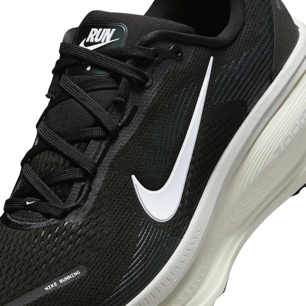 Nike Vomero 18 Mens Road Running Shoes