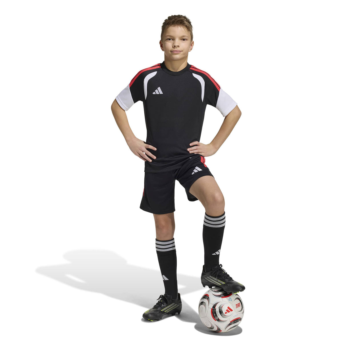adidas Boys Tiro 26 shorts Black