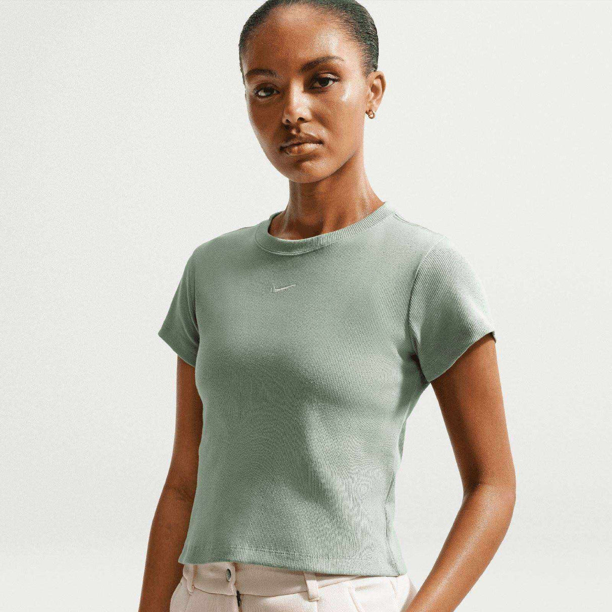 NIKE NSW RIB TGHT SS TEE WMS Green