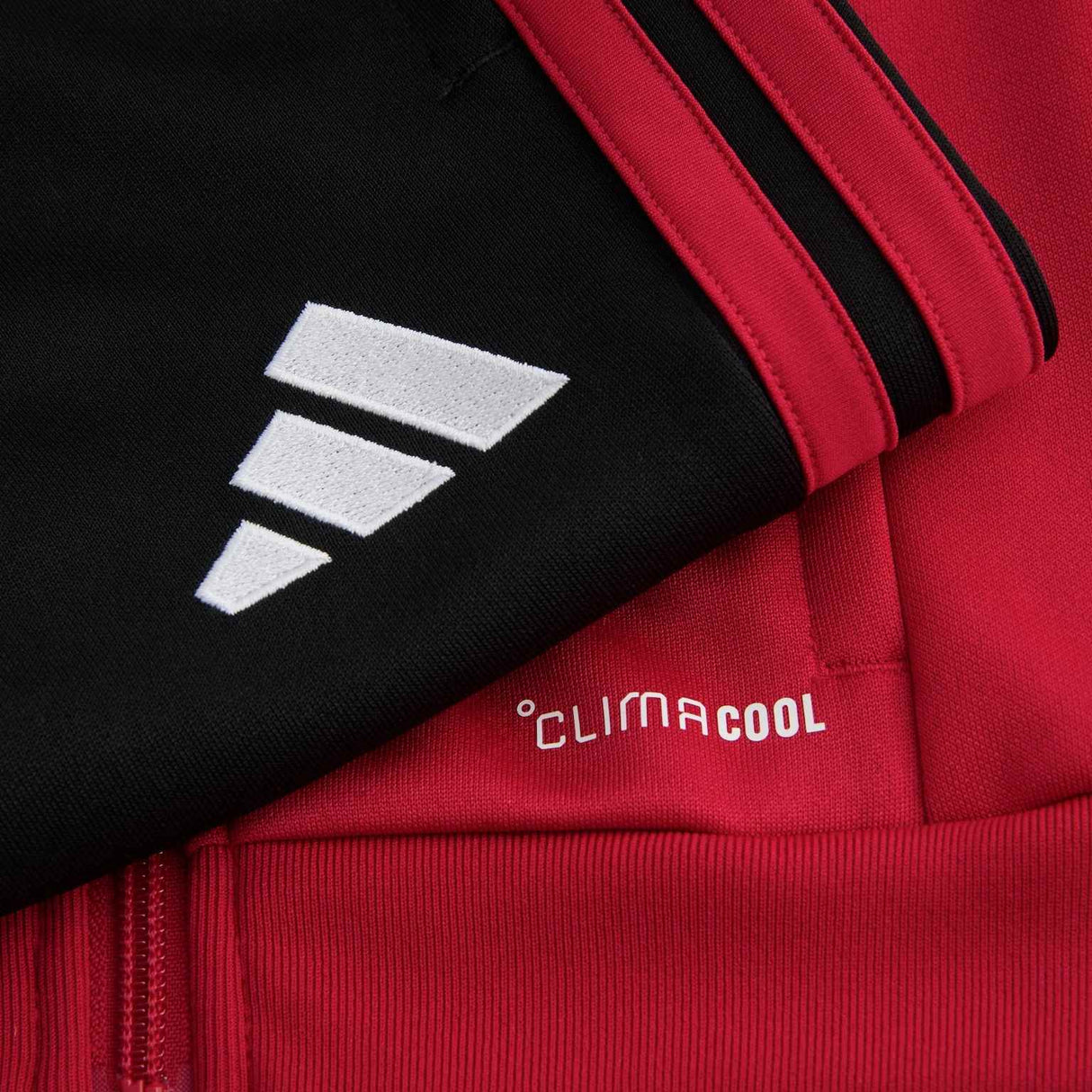 adidas Manchester United Football 2026/27 Kids Tracksuit