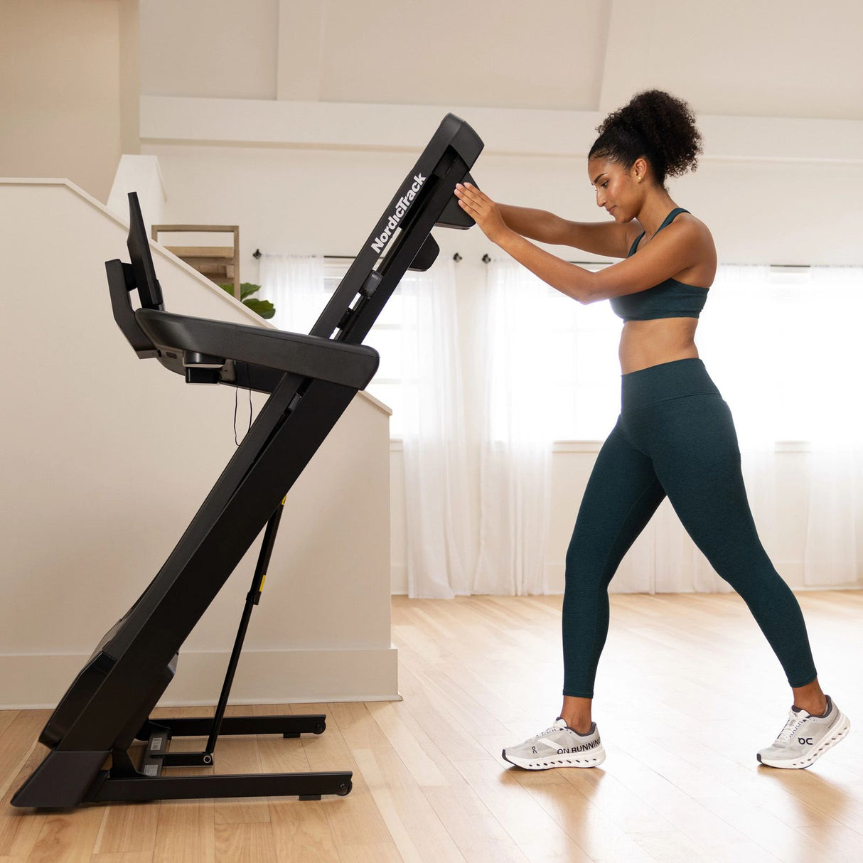 NordicTrack T Series 16 HD Touchscreen Foldable Treadmill