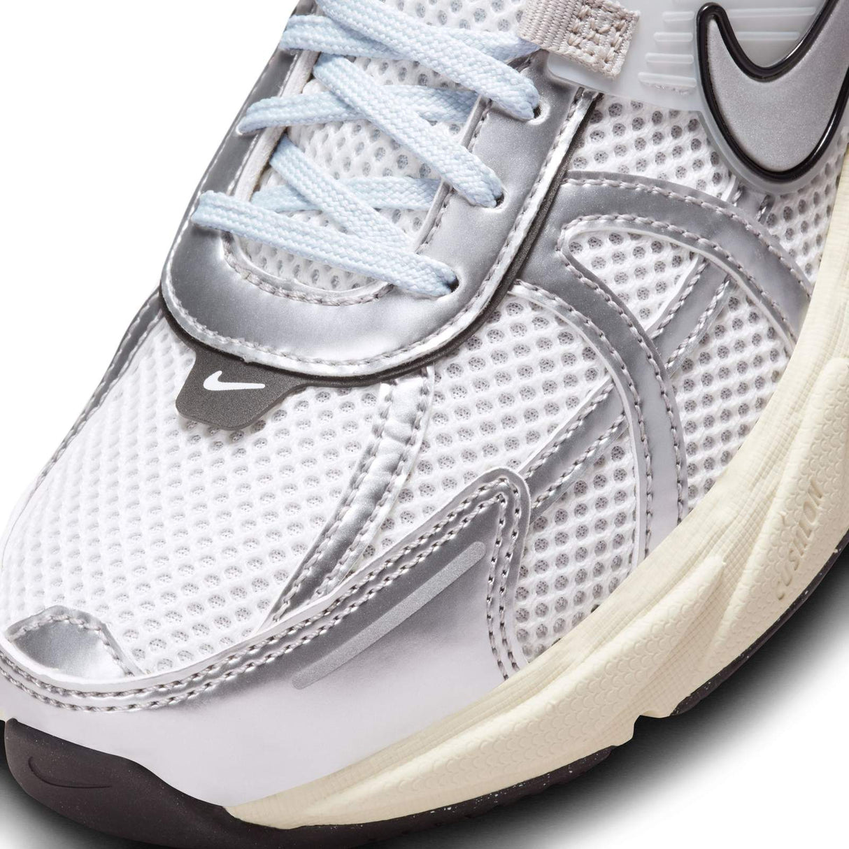 Nike V2K Run Shoes