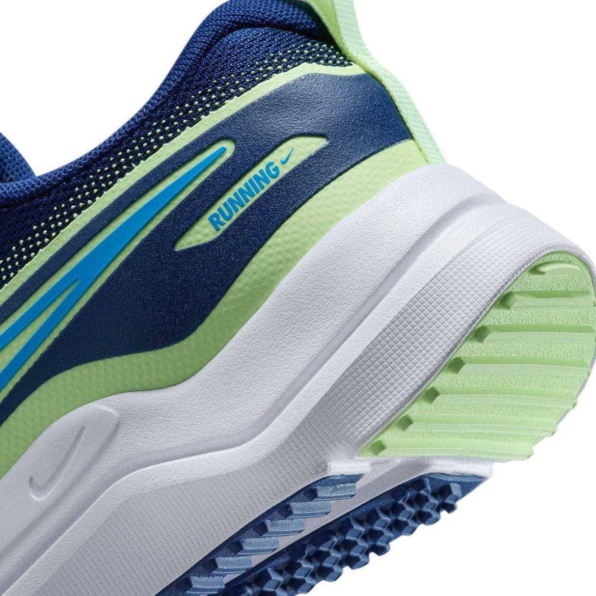 Nike Cosmic Runner Kids Road Running Shoes